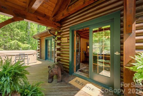 Photo of 1126 Kilpatrick Road, Hendersonville, NC 28739 (MLS # 4352476)