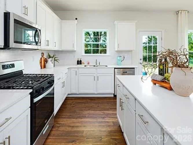 1924 Vanderlyn Street