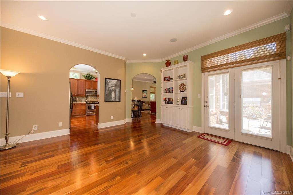 Laurel Creek - Residential