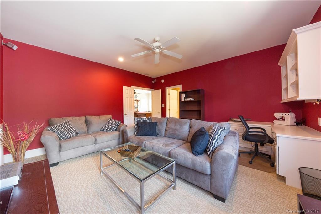 Laurel Creek - Residential