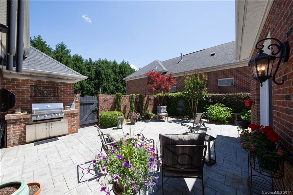 Laurel Creek - Residential