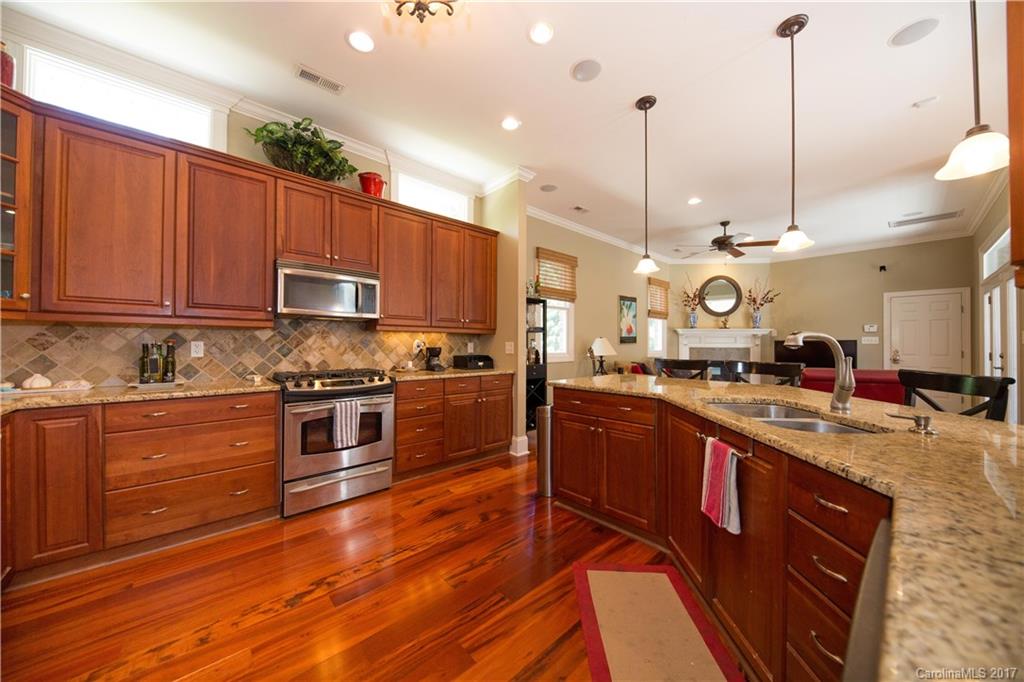 Laurel Creek - Residential