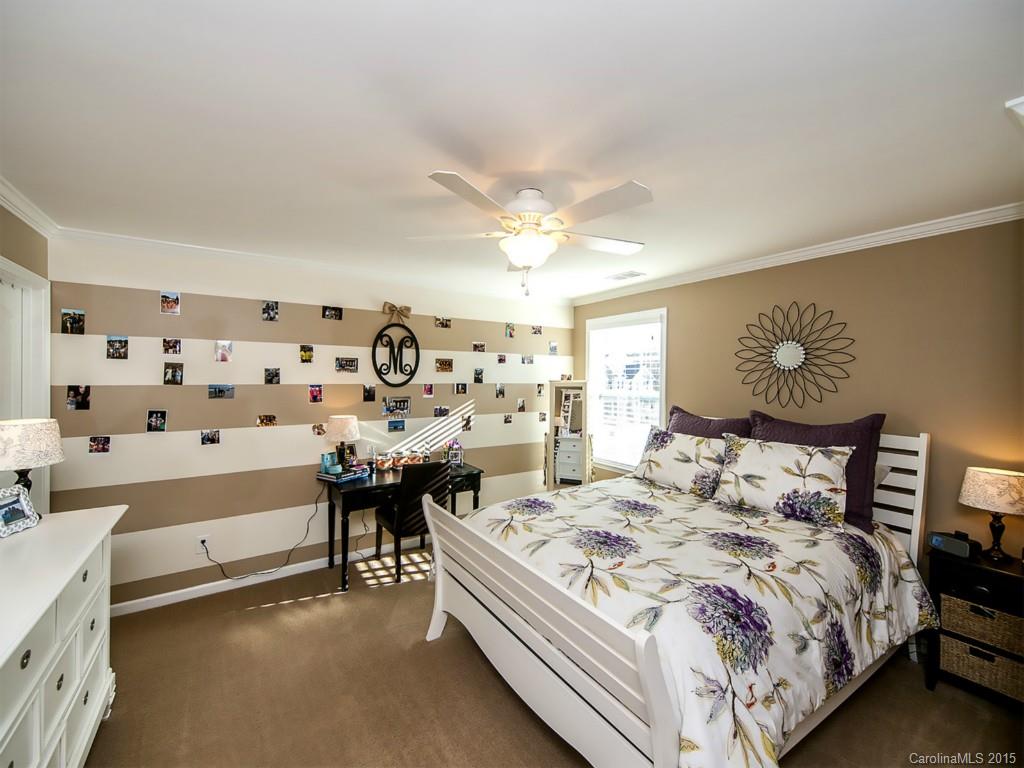 Lake Ridge - Residential