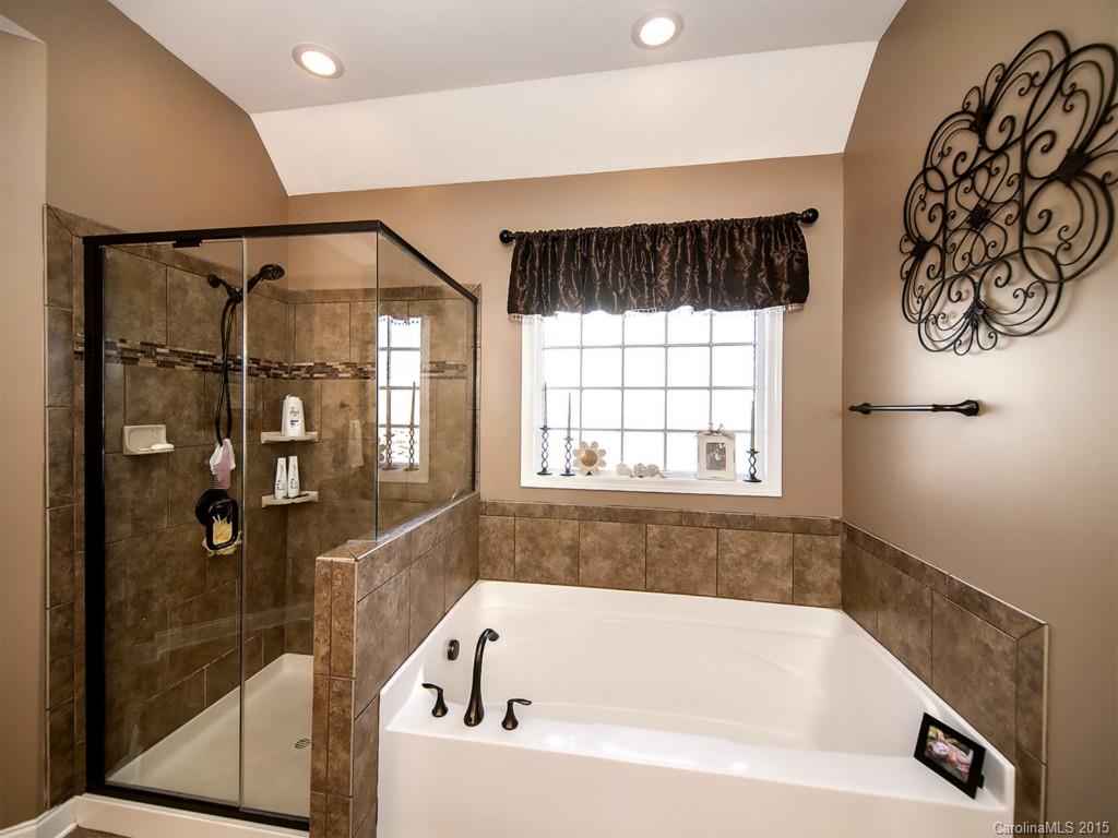 Lake Ridge - Residential