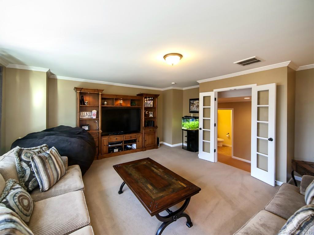 Lake Ridge - Residential