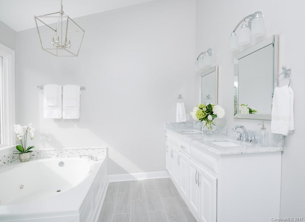 Davis Lake - Residential