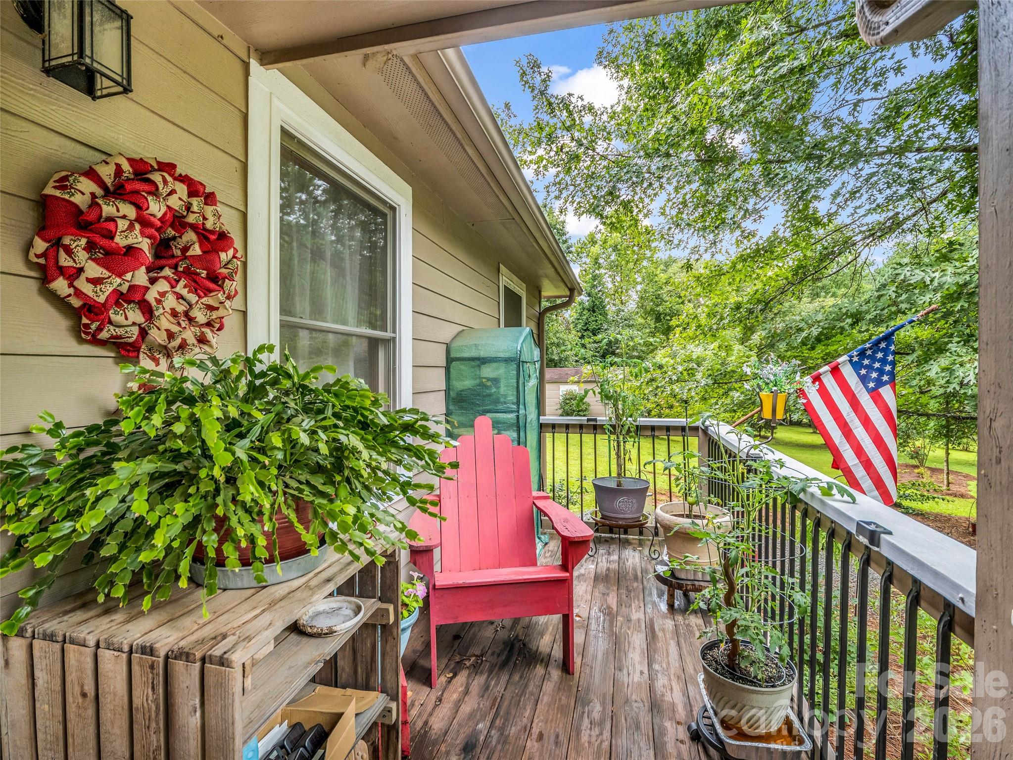 412 Whitestone Circle