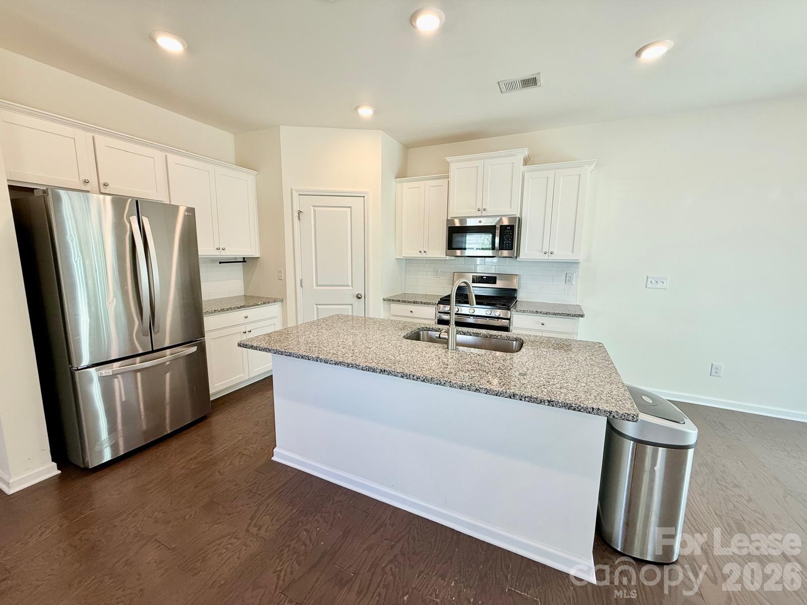 Kellerton Place - Residential Lease