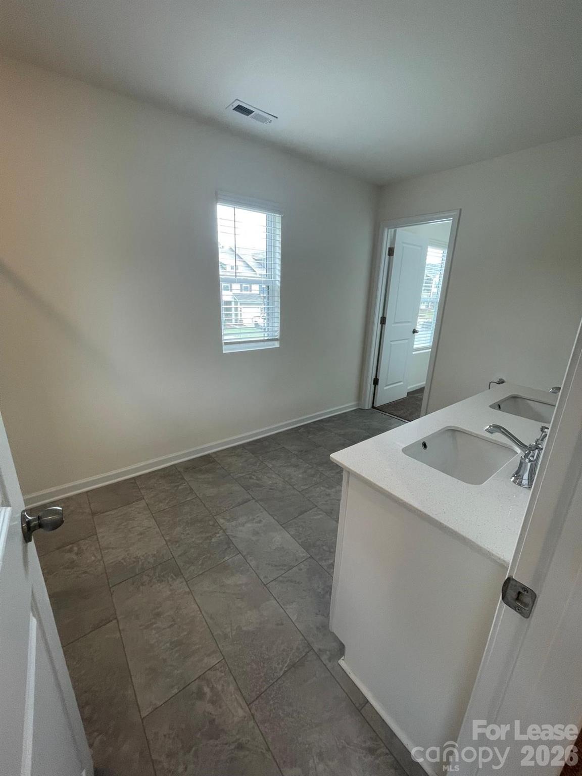 Kellerton Place - Residential Lease