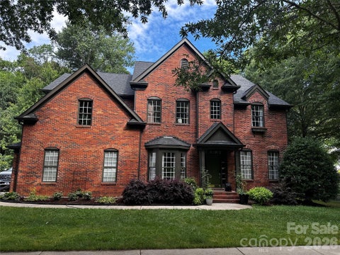 Photo of 16030 Glen Miro Drive, Huntersville, NC 28078 (MLS # 4424079)