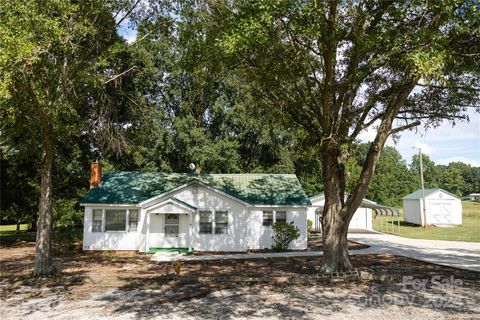 A home in Heath Springs