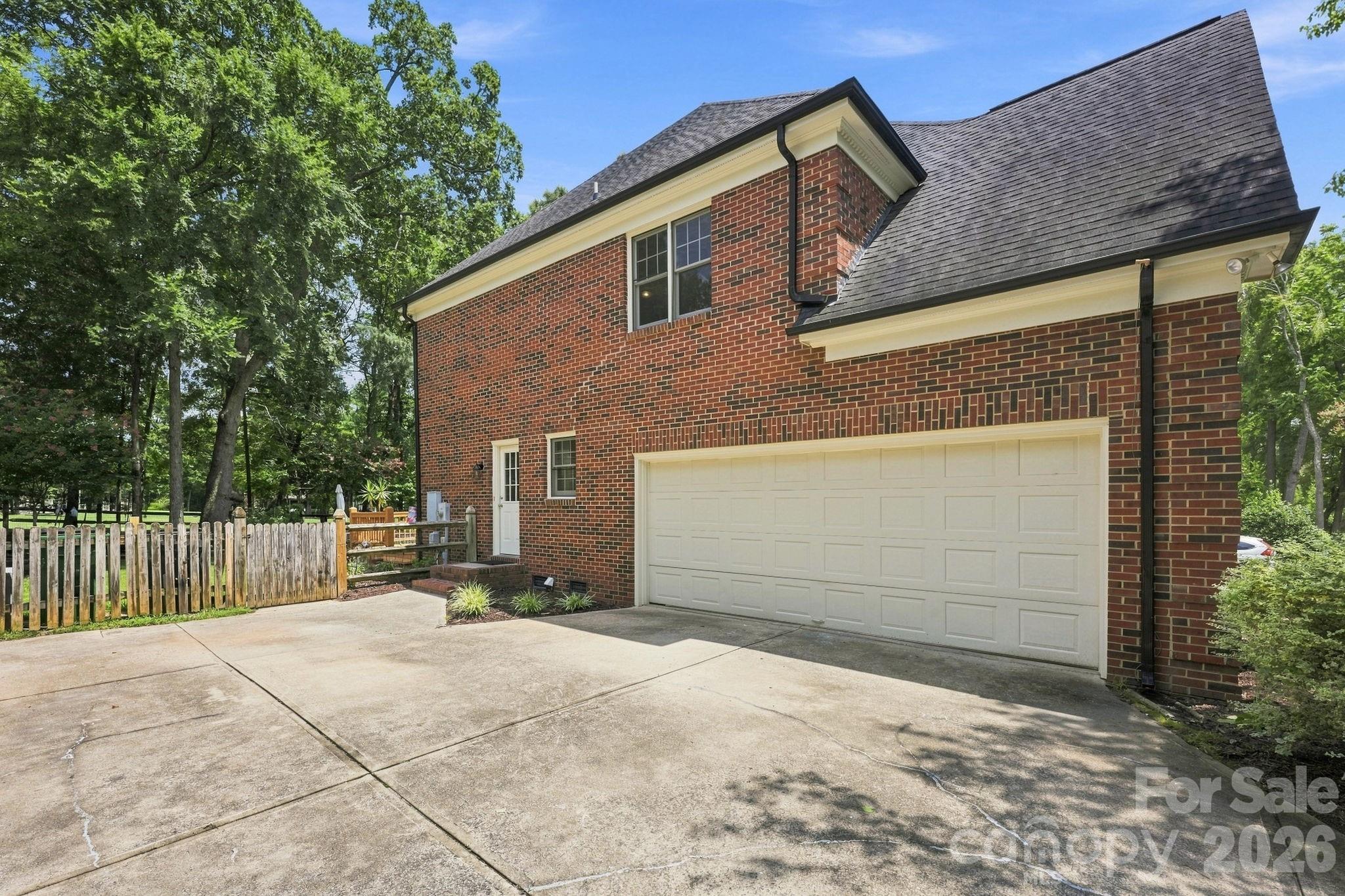 4620 Fairvista Drive