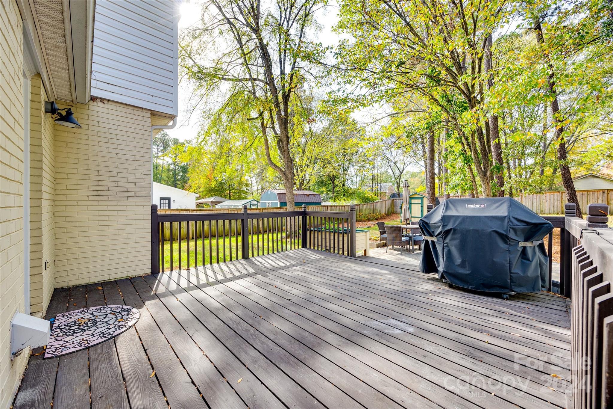 Colony Woods - Residential