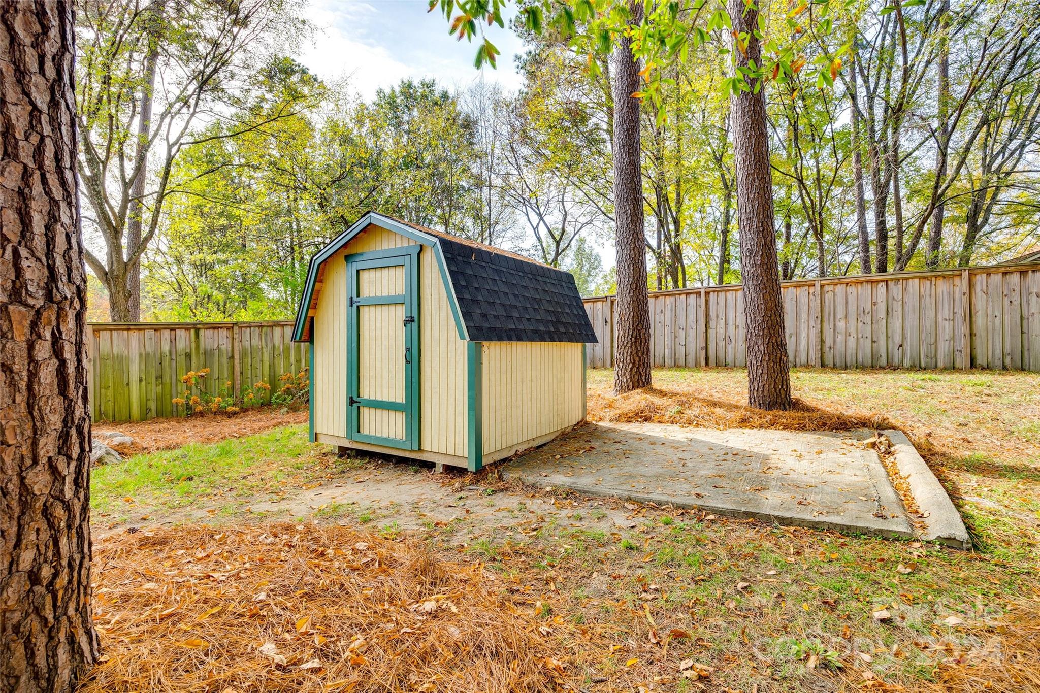 Colony Woods - Residential