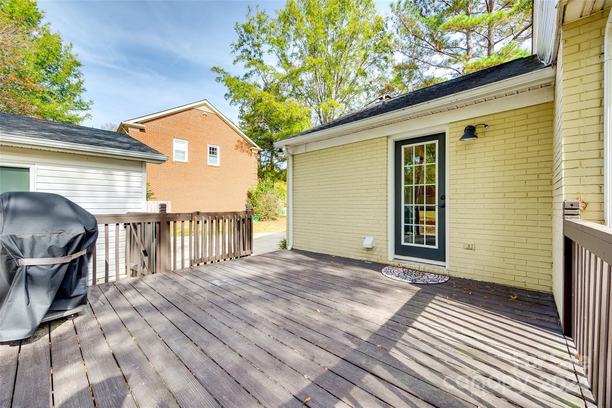 Colony Woods - Residential