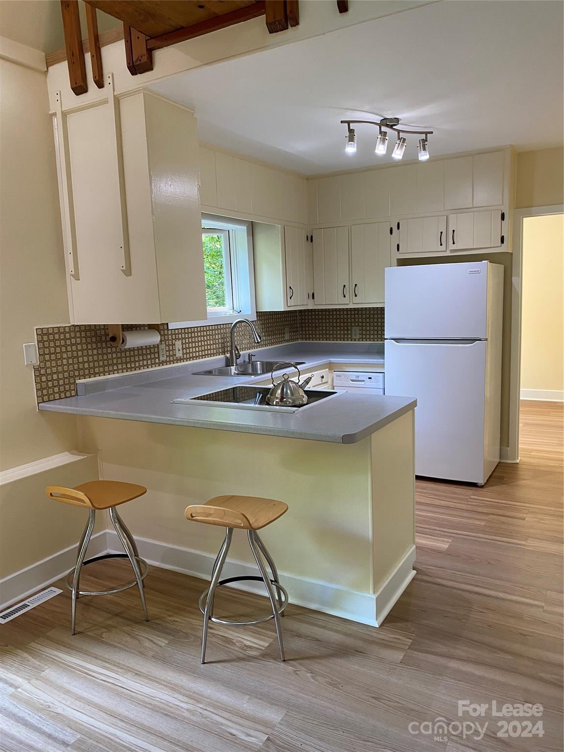 Buck Springs Acres - Residential Lease