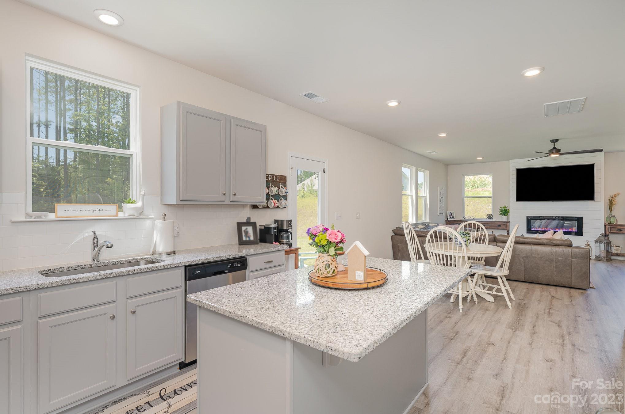 Palm Tree Cove II - Residential