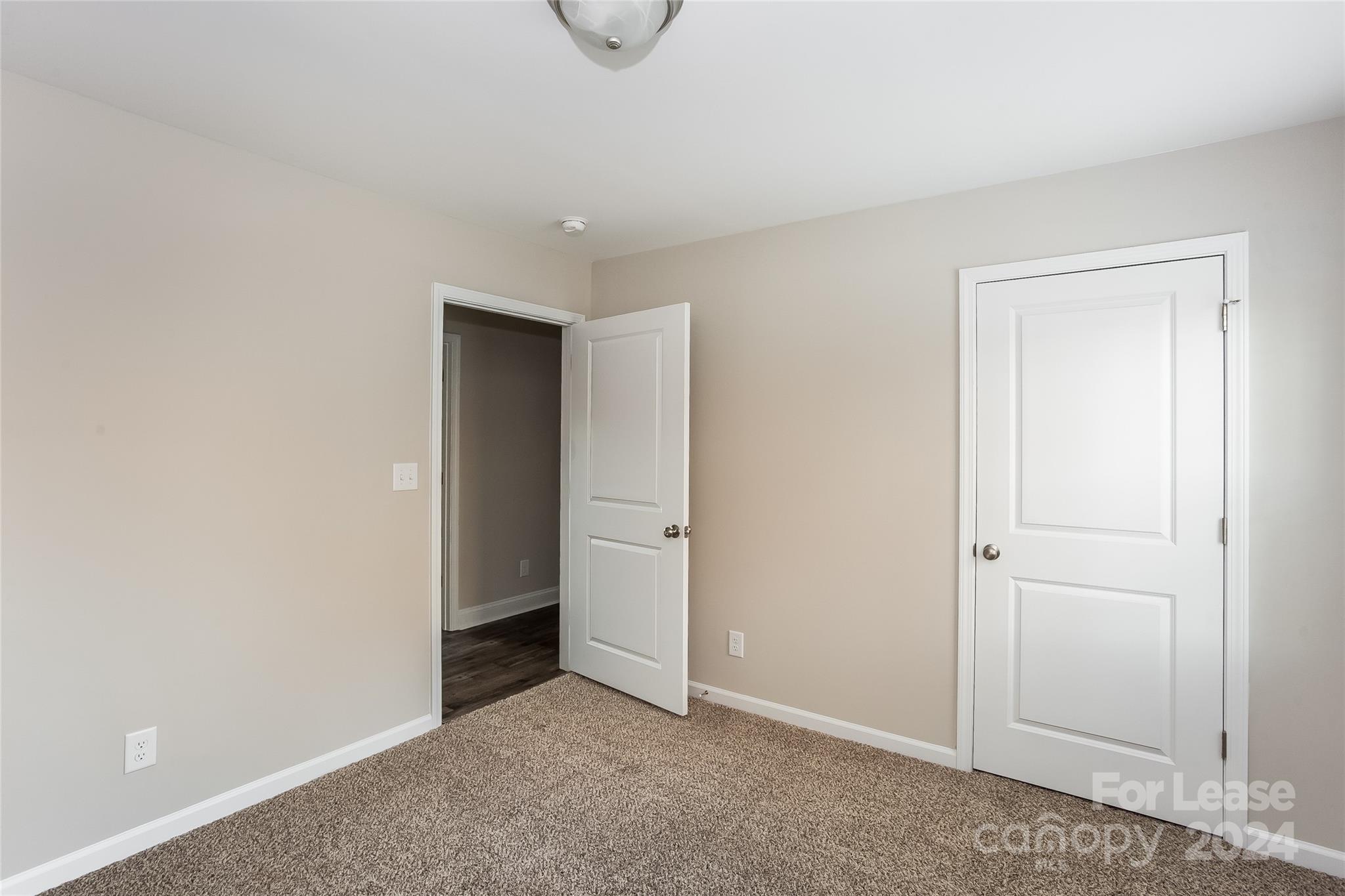 Unknown - Residential Lease