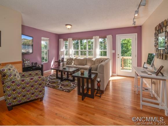 Haw Creek - Residential