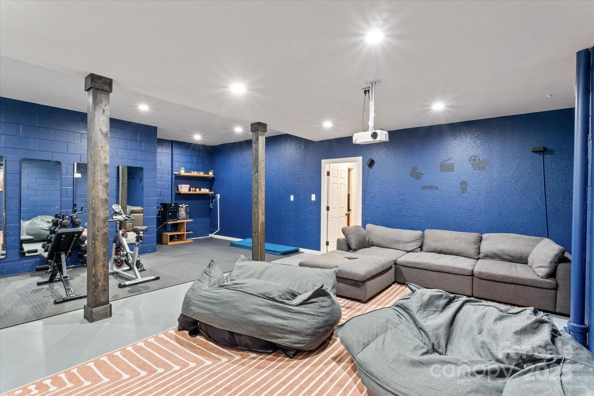 Hyder Mountain Acres - Residential