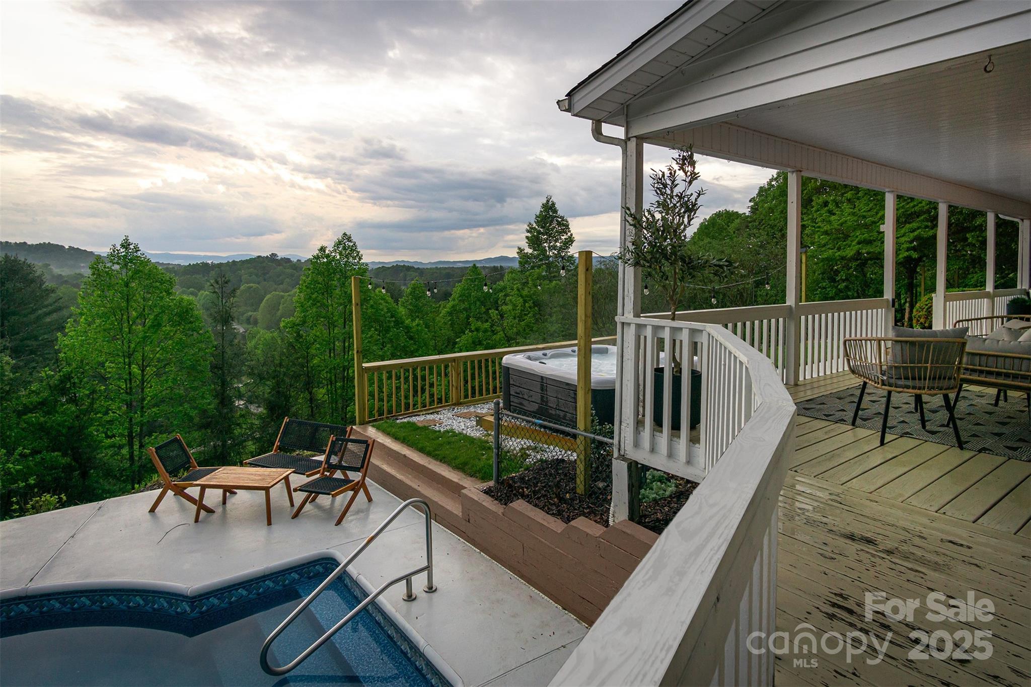 Hyder Mountain Acres - Residential