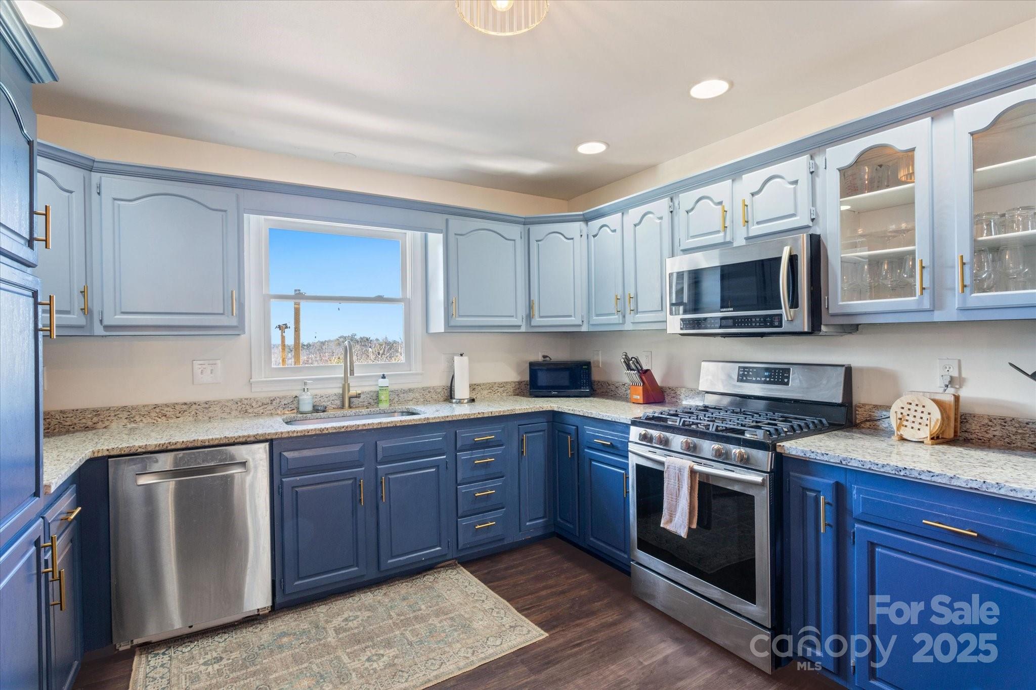 Hyder Mountain Acres - Residential