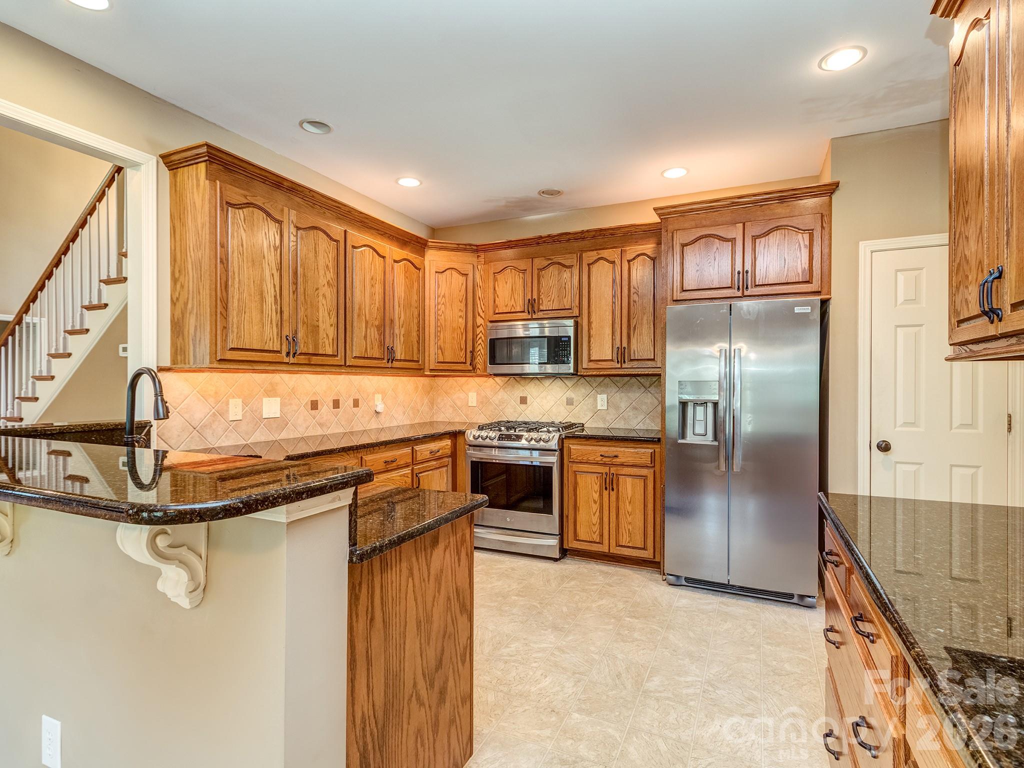 Country Manor - Residential