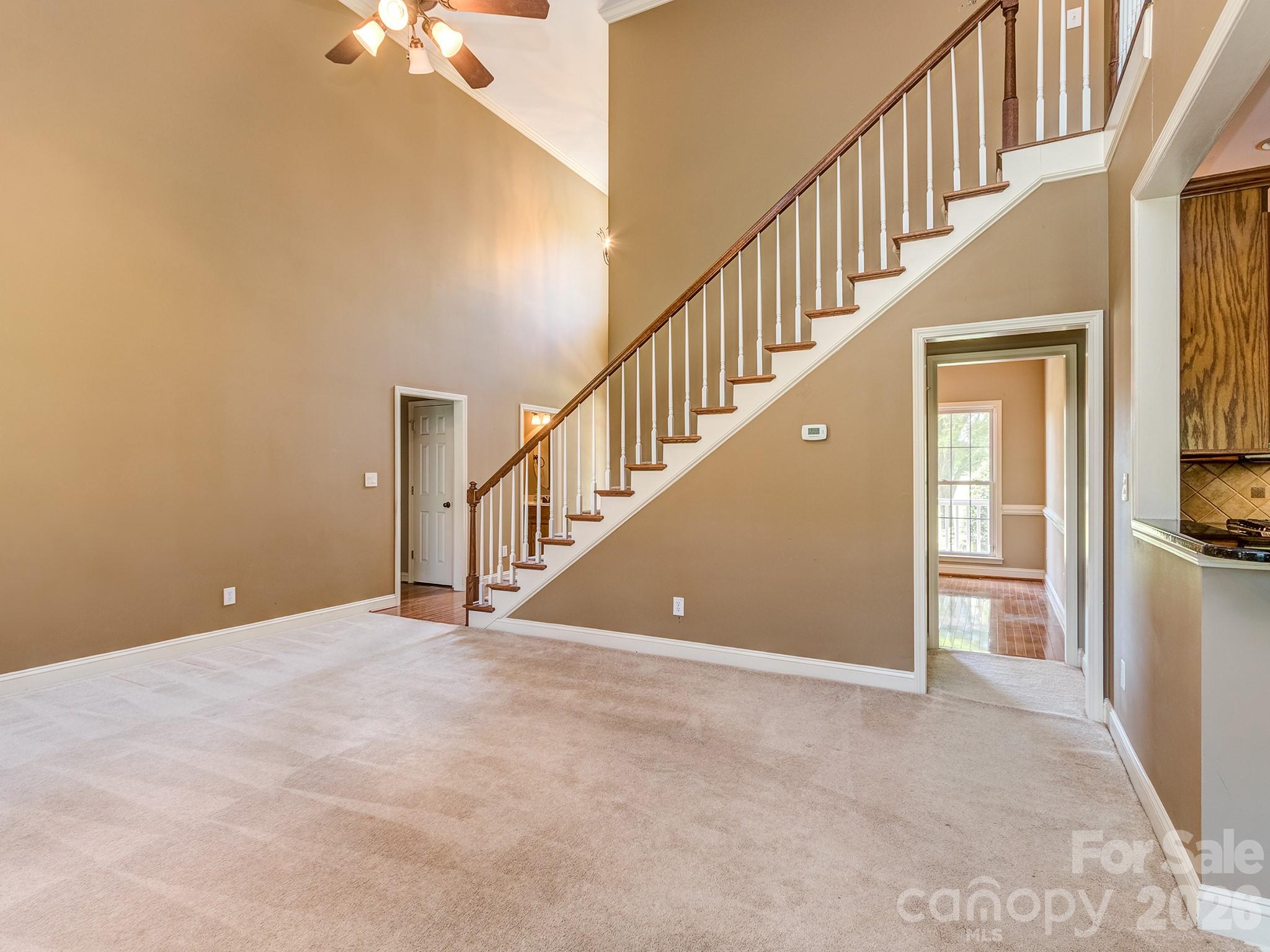 Country Manor - Residential