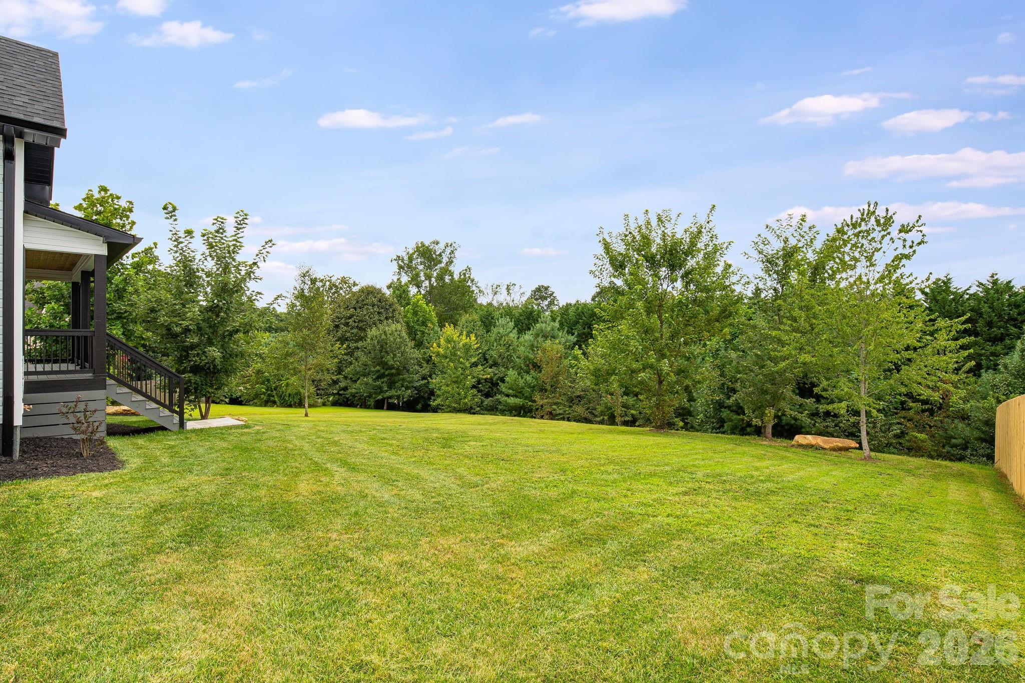 LONE LAUREL - Residential