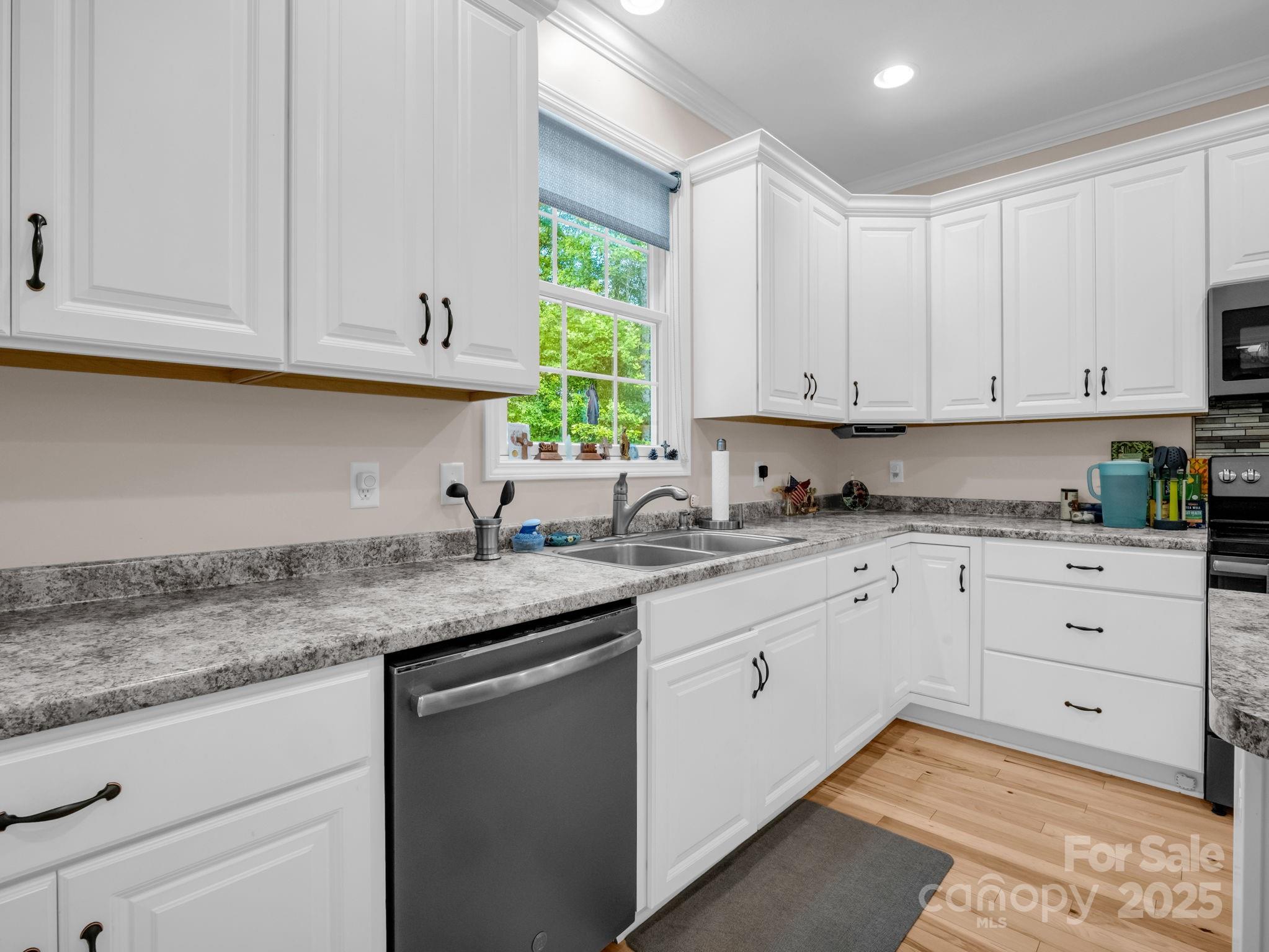 390 Darlington Road