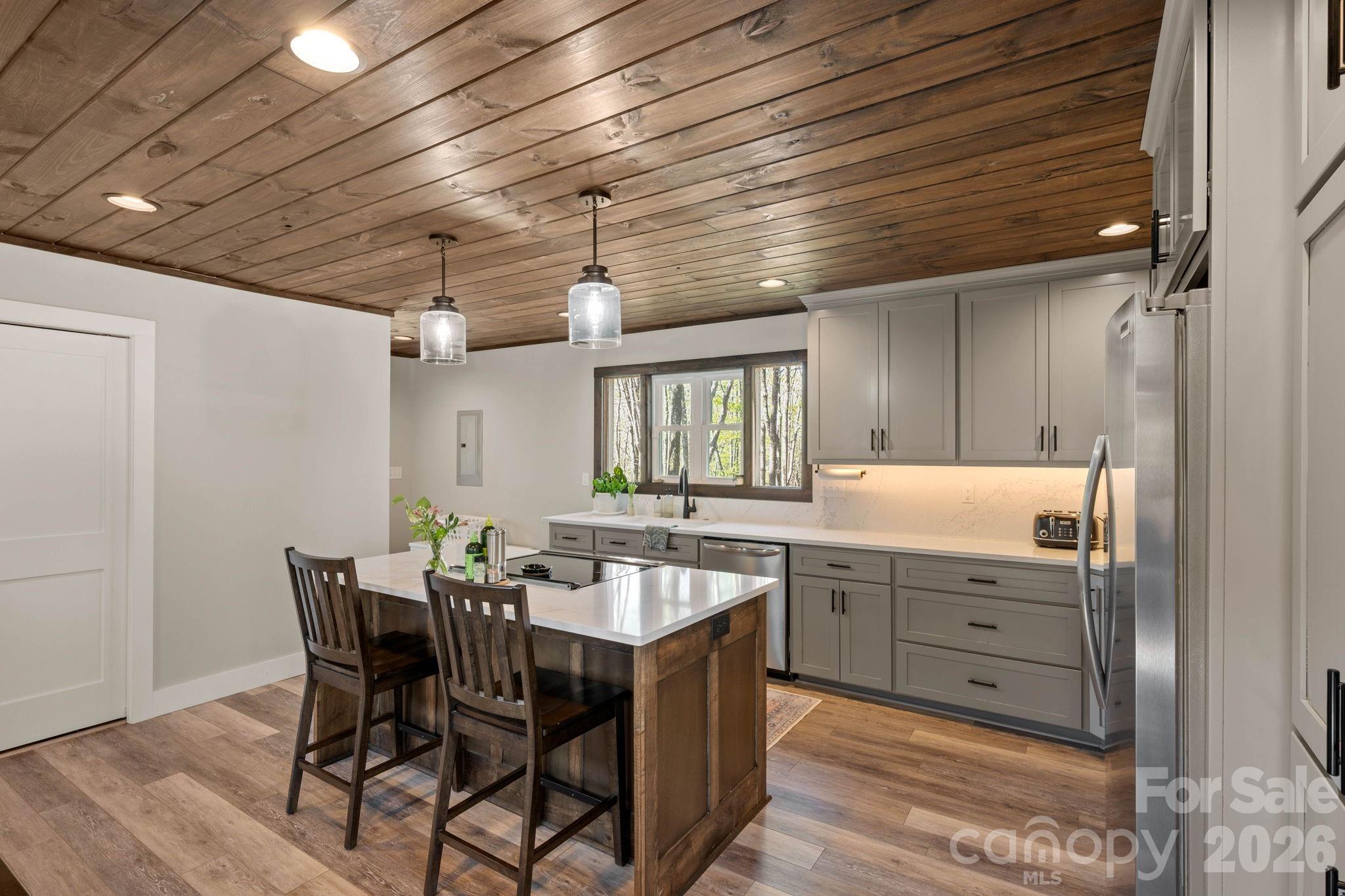 Grandview Peaks - Residential