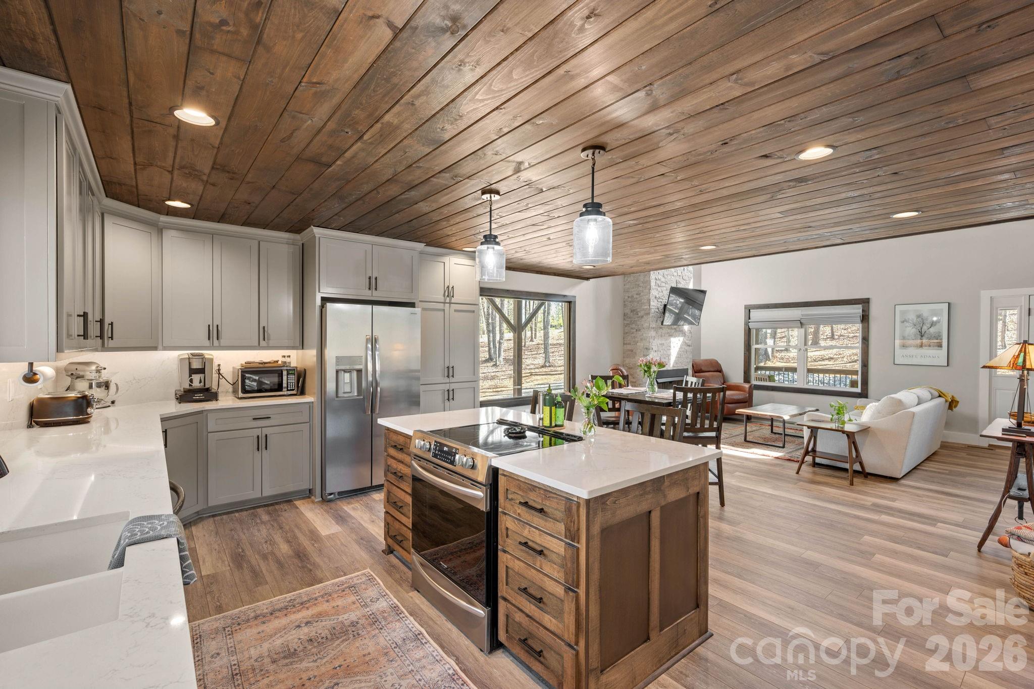 Grandview Peaks - Residential