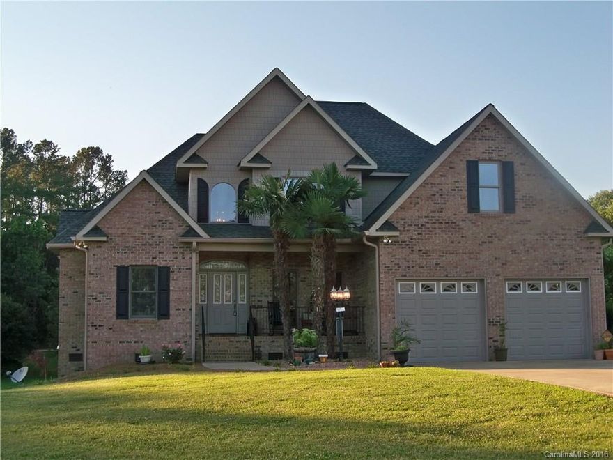 Gorgeous home located in a very nice neighborhood conveniently located on almost an acre. Beautiful stone fireplace and vaulted ceilings. Large open floor plan with eat in kitchen bar, and breakfast room. Custom cabinets, granite counter tops and elegant formal dining. Huge master suite on the main level. 2 bedrooms and a bonus room that could be used as a 4th bedroom or rec room with a closet. Full basement mostly finished with a bathroom and fireplace. In ground pool and fenced yard!