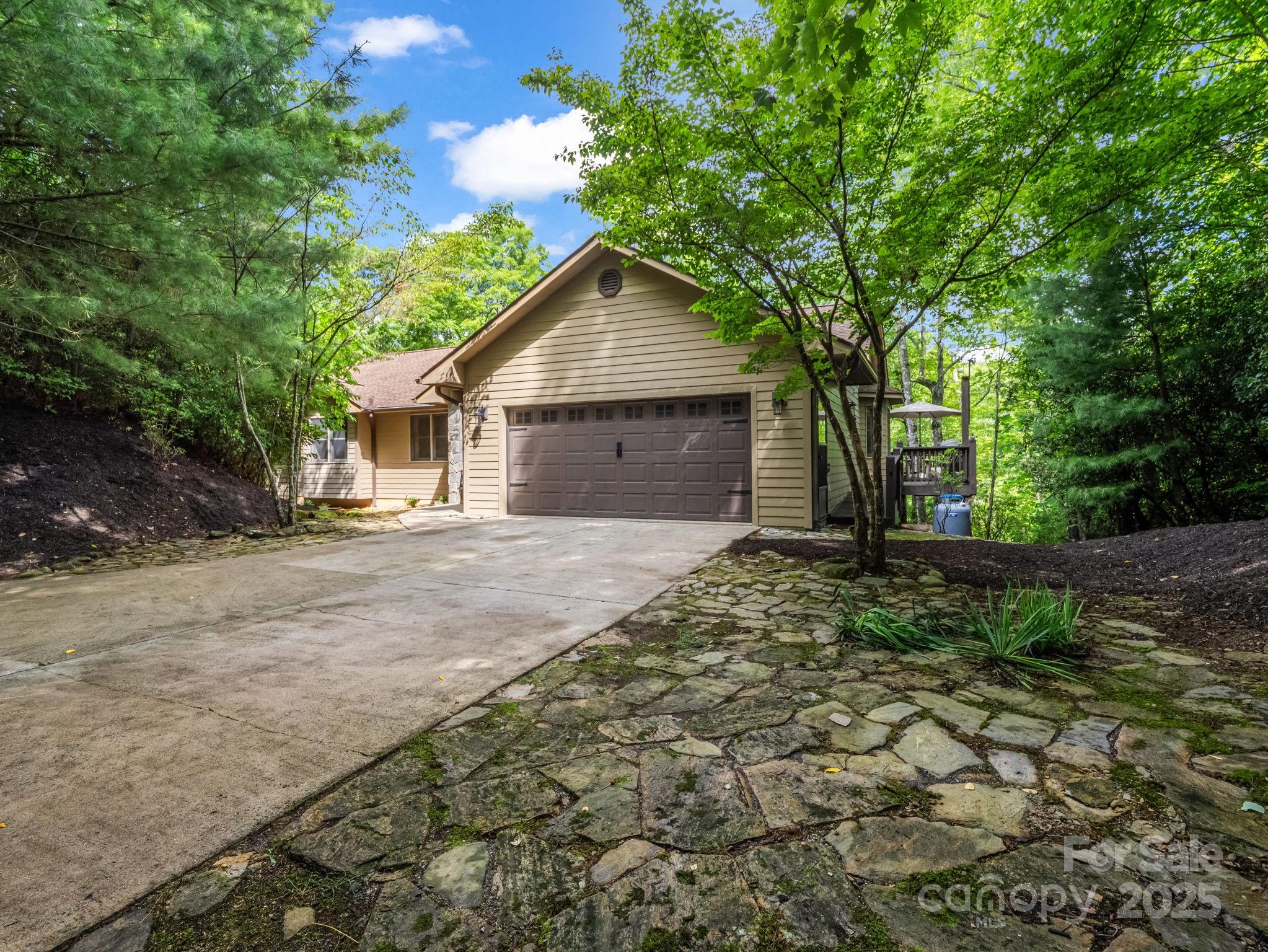 603 Kanasgowa Drive