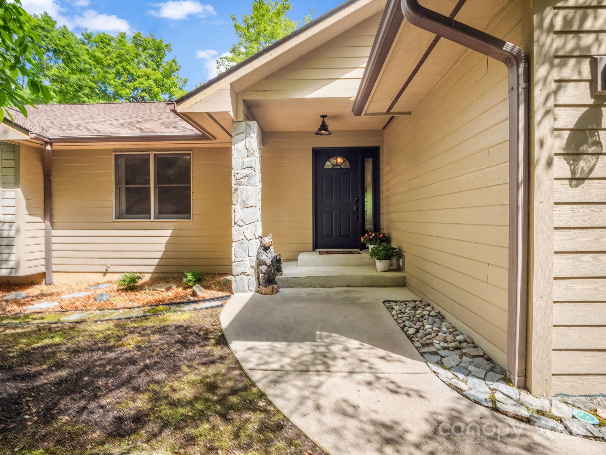 603 Kanasgowa Drive