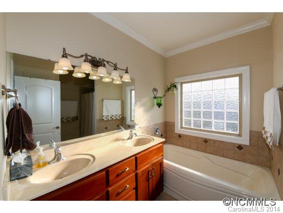 Christophers Crossing - Residential