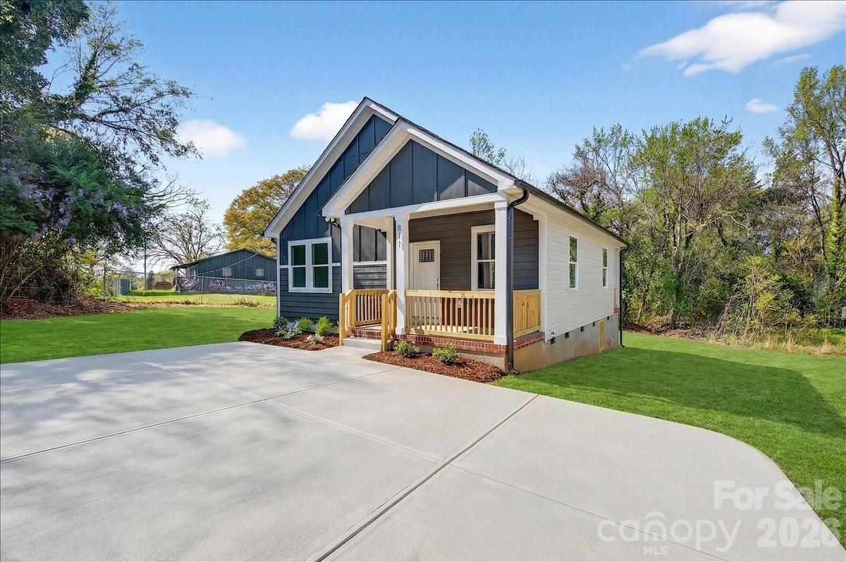 811 Craig Place