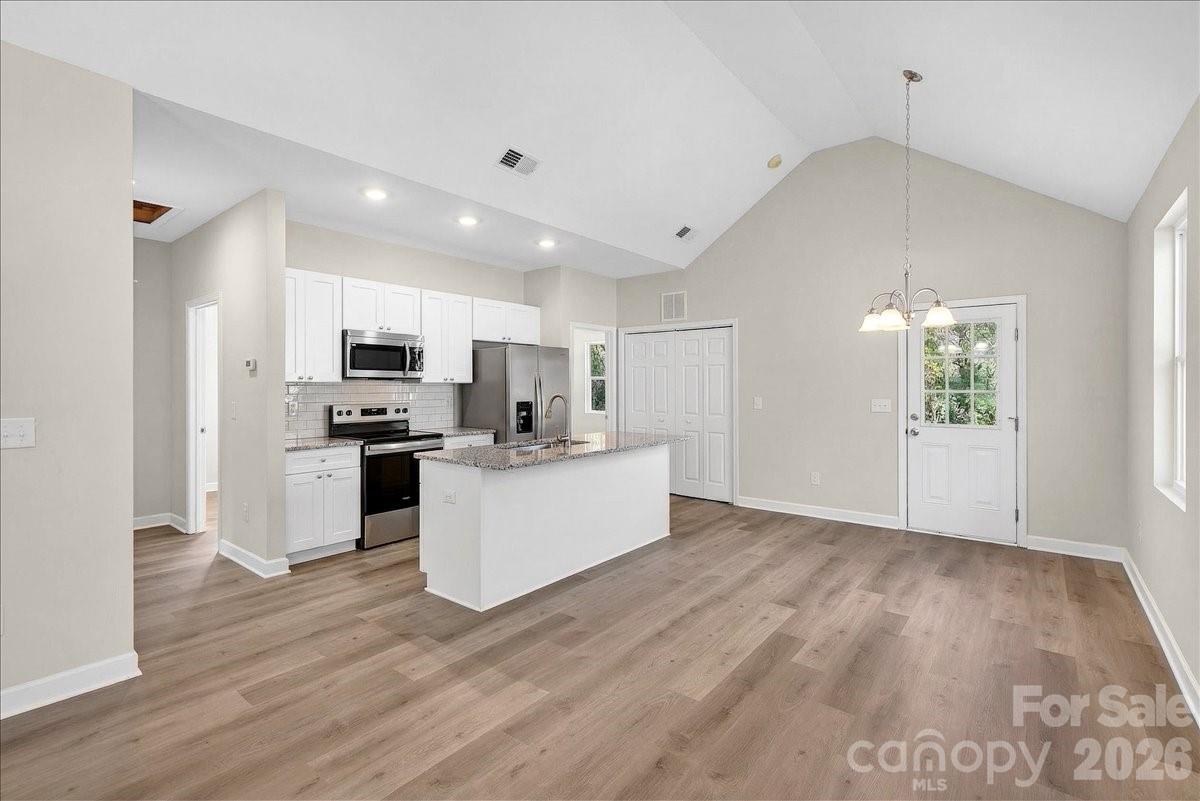811 Craig Place