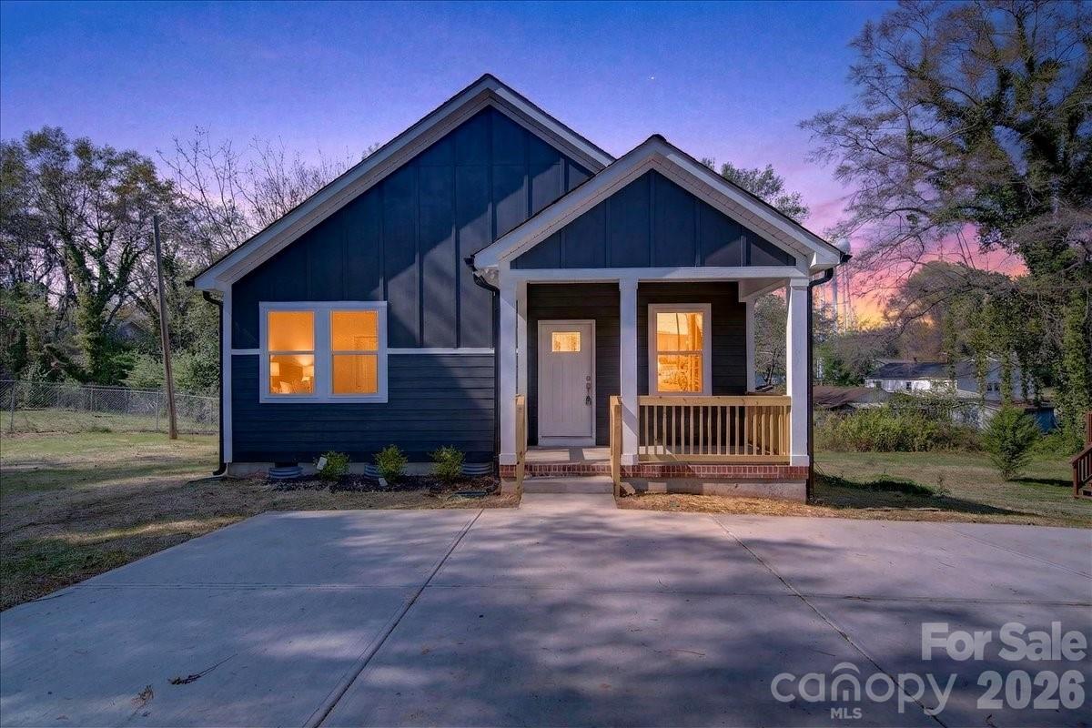 811 Craig Place