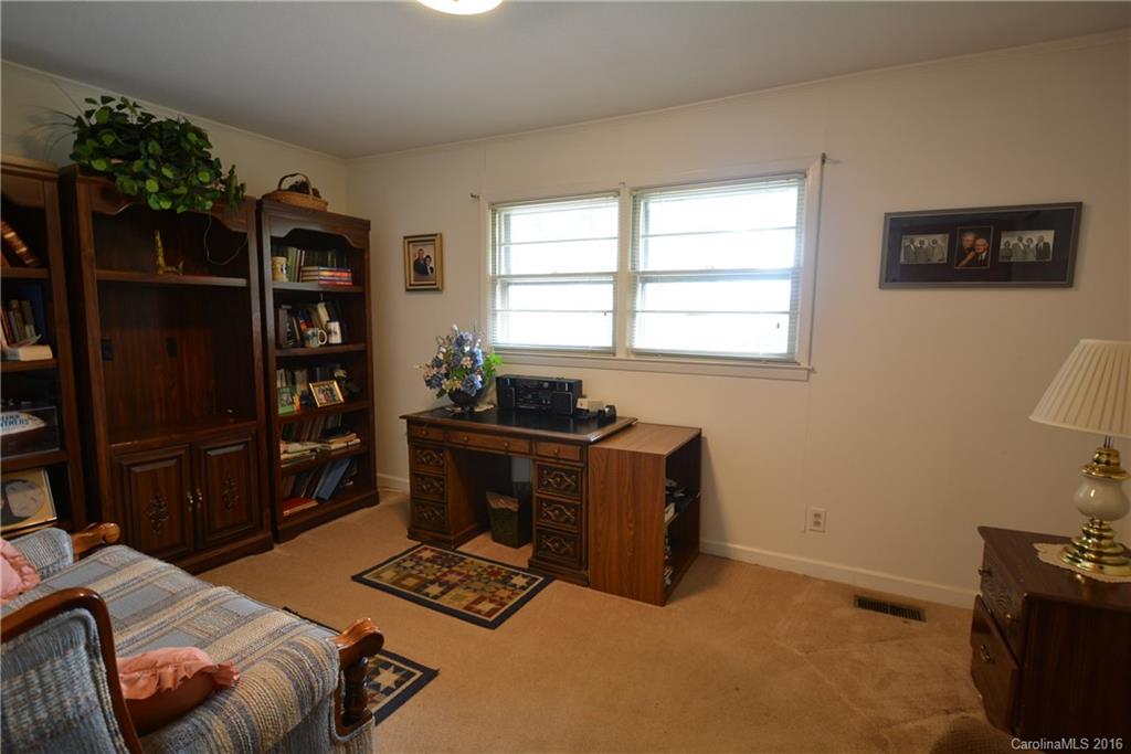 Hallmark Estates - Residential