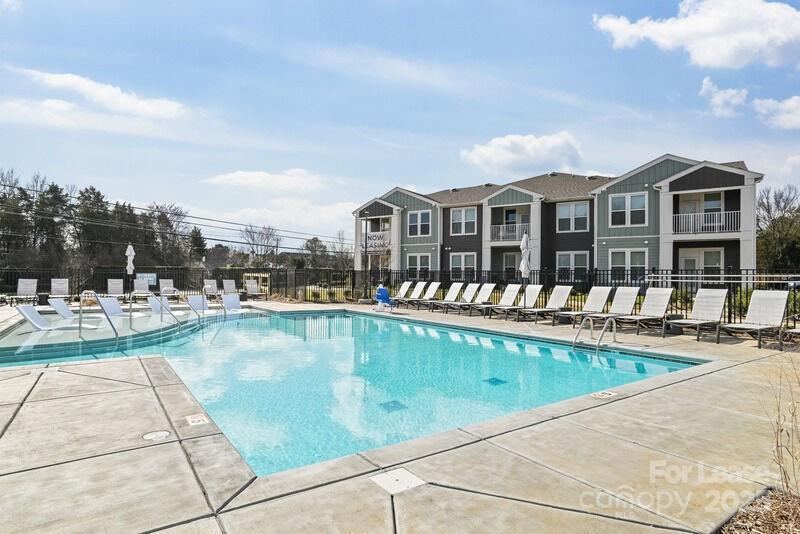 Charlotte, North Carolina 28273, United States, 2 Bedrooms Bedrooms, ,2 BathroomsBathrooms,Residential,Active,218486