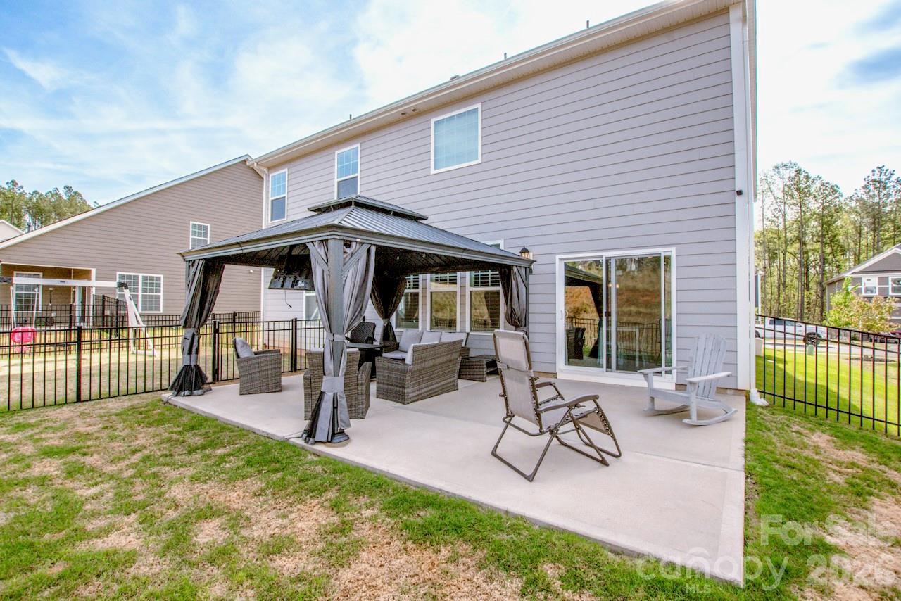 Falls Cove - Residential