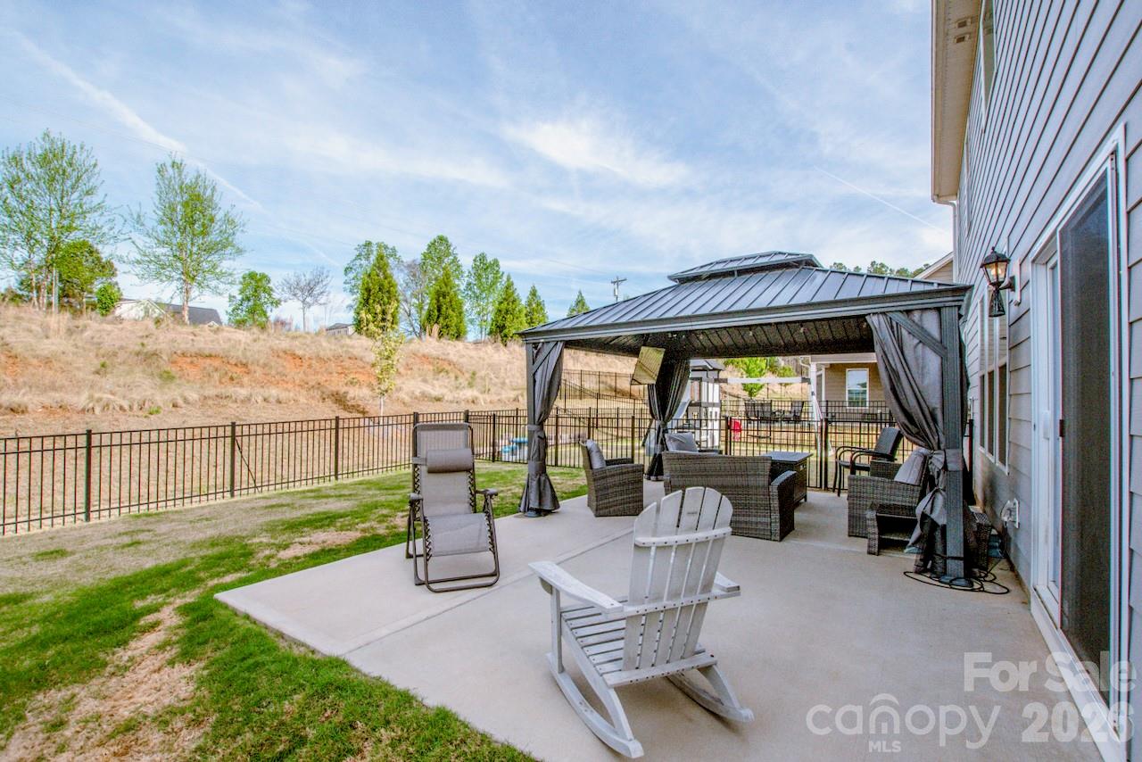 Falls Cove - Residential