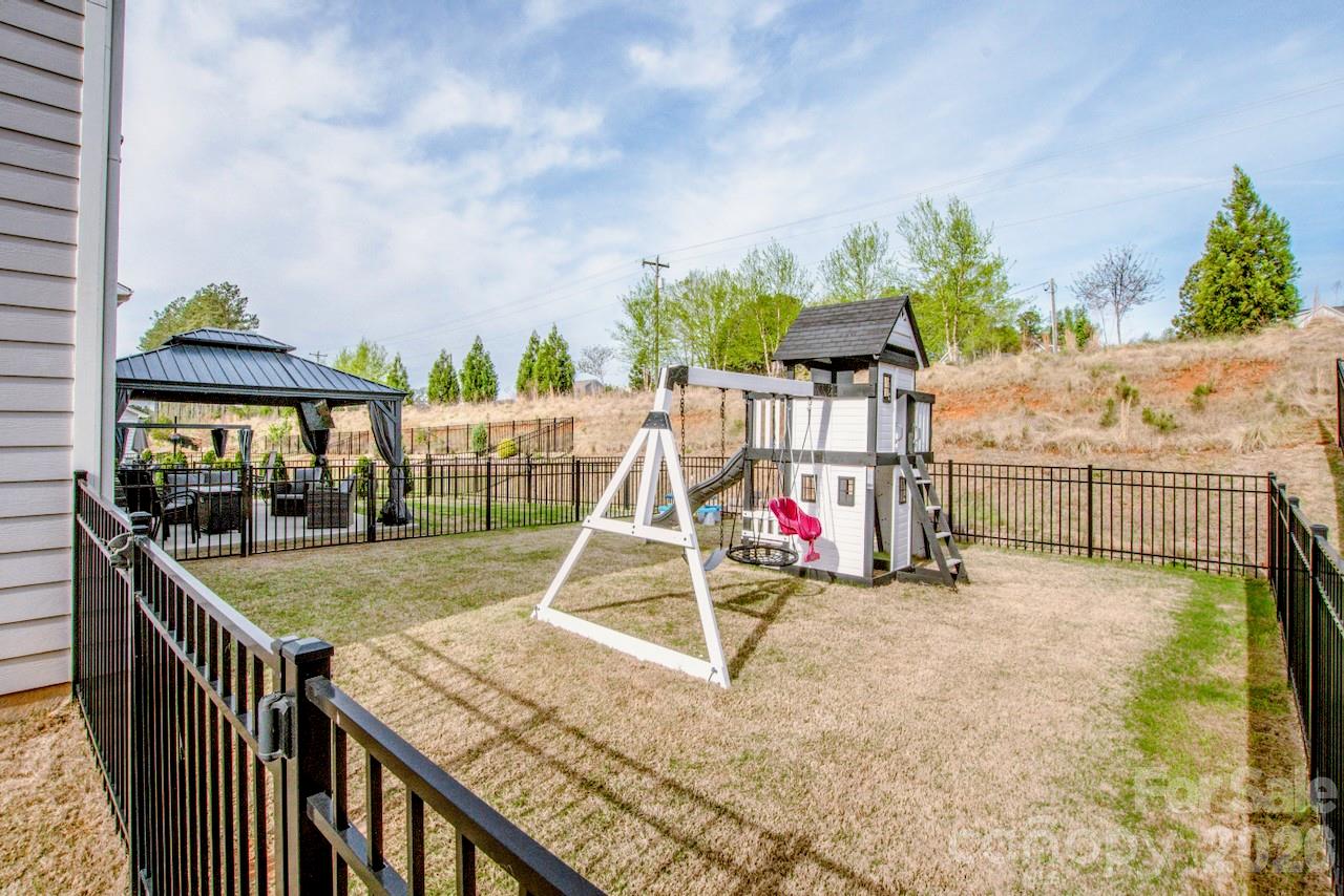 Falls Cove - Residential