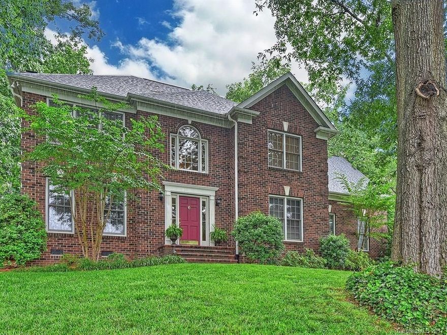 Location, Location! This full brick home w/side load garage is located in sought after Beacon Knoll Subdivision offering a peaceful, established setting with easy access to 77, 485, 49 & Charlotte amenities. Top rated Ft Mill Schools.  Features wood floors, carpet, crown molding, built in speakers, 10 ft ceilings, tray ceiling in Master Bdrm. Master Bath w/closet system, double vanity, garden tub & separate shower. Wood burning fireplace with gas connection, New Water Heater 2016 and Roof 2011.