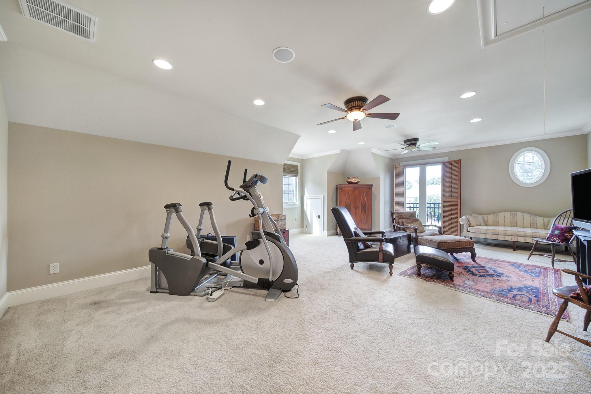 The Villas of Brooks Knoll - Residential