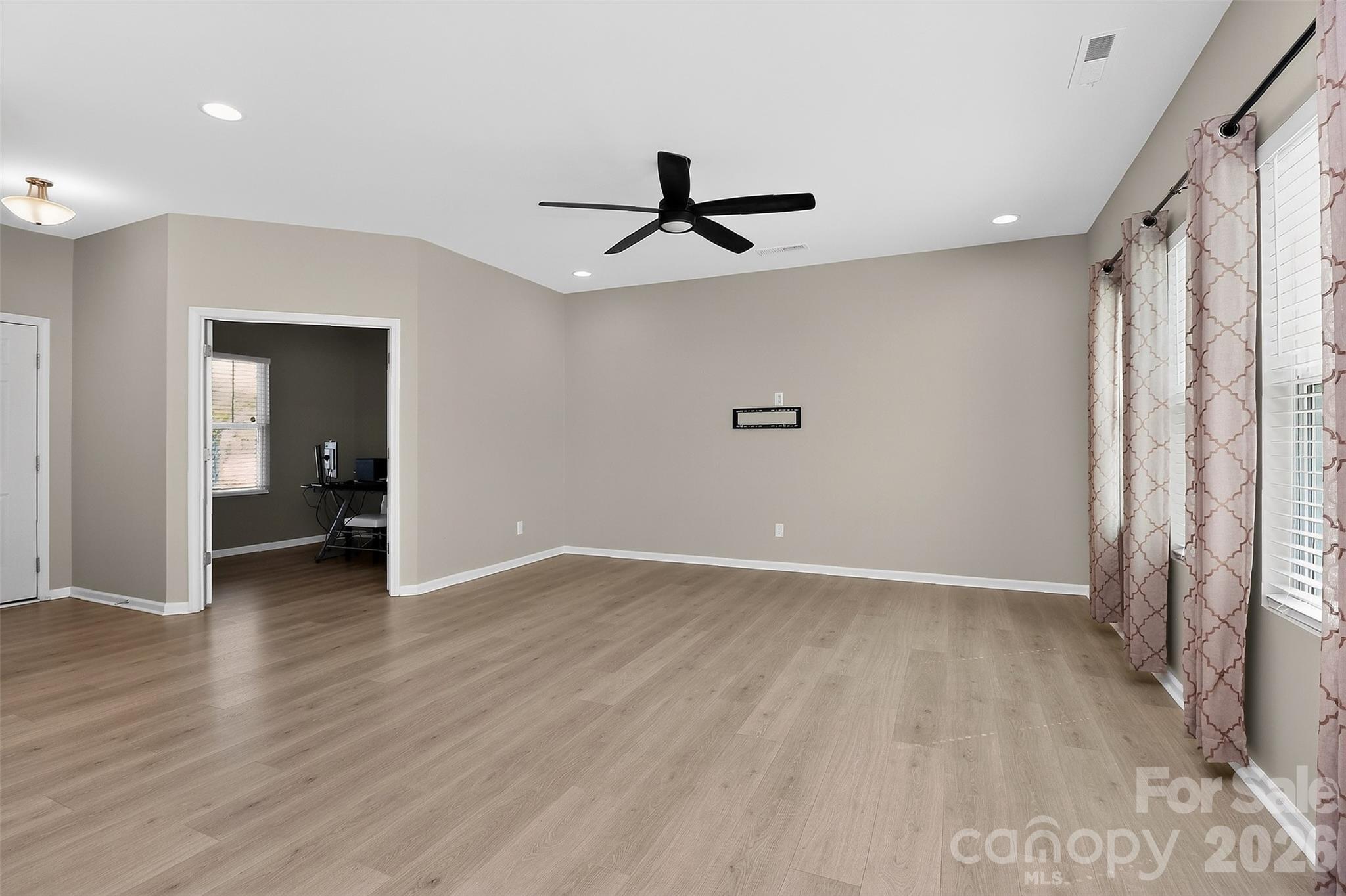 Davis Hills - Residential