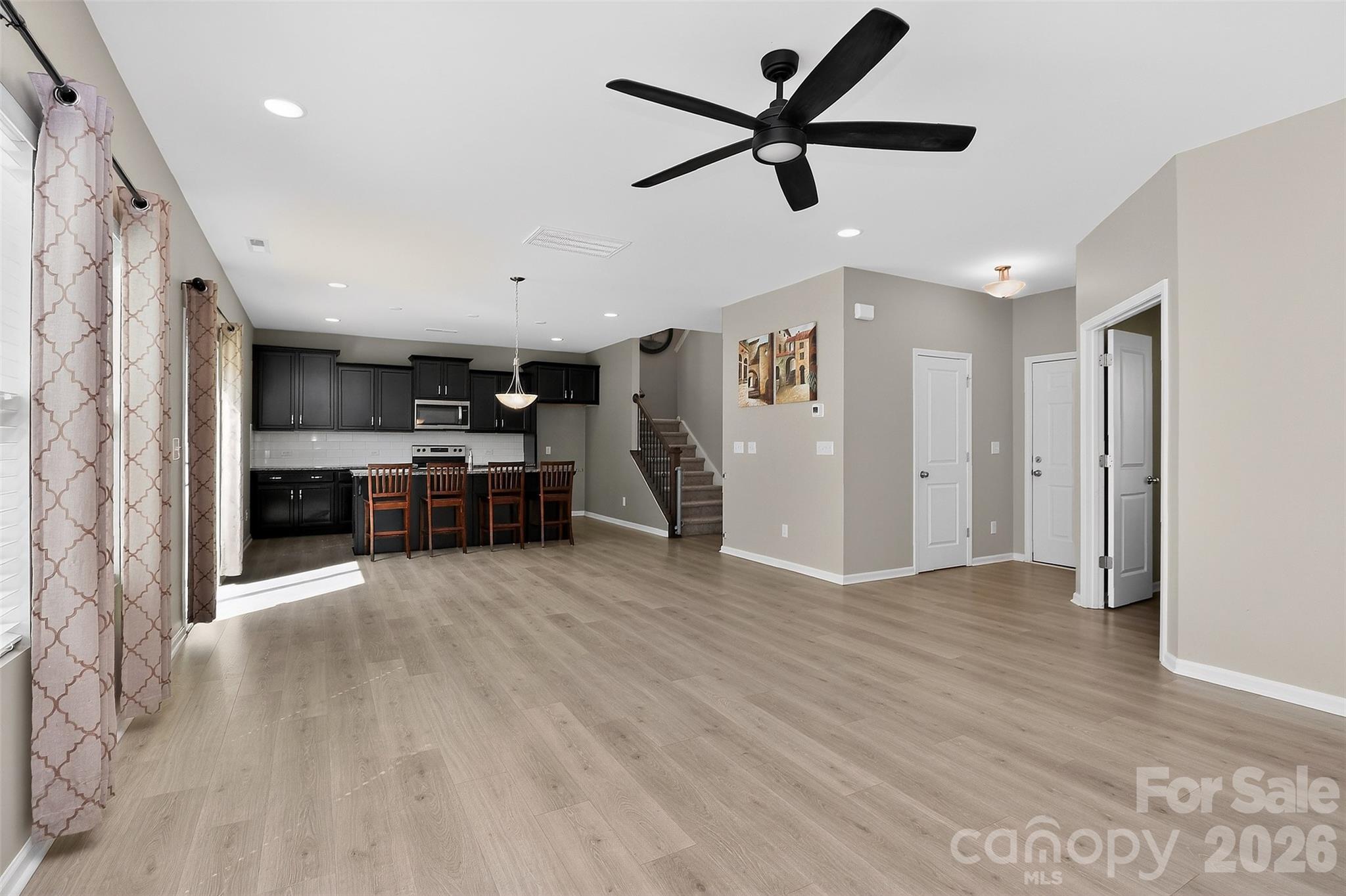 Davis Hills - Residential