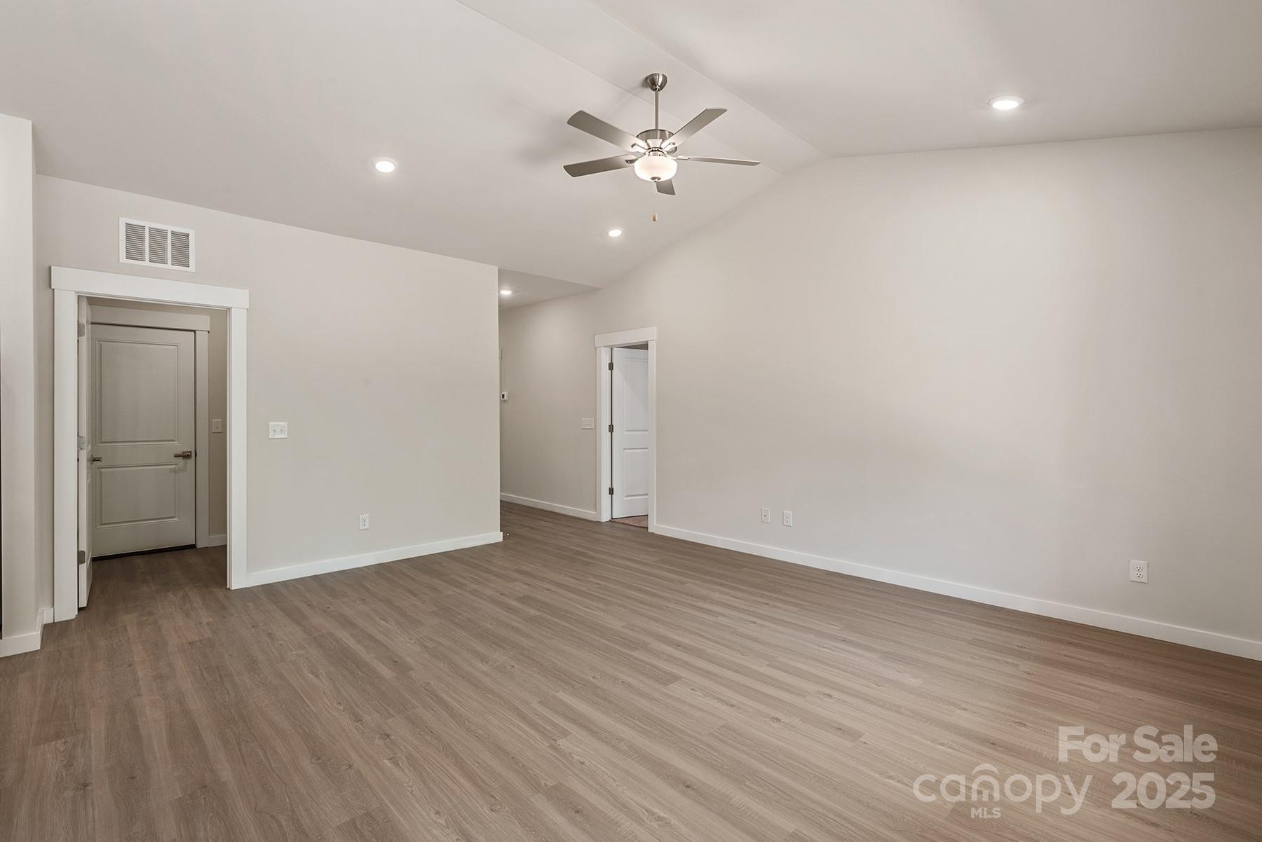 Knights Bridge - Residential