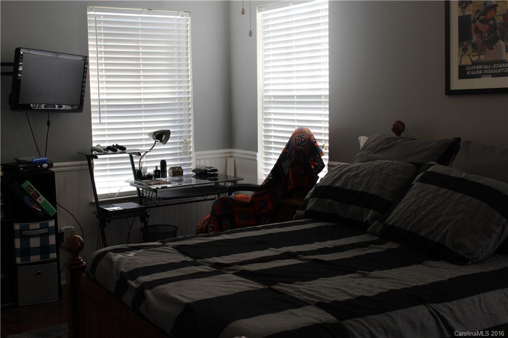 Autumn Cove At Lake Wylie - Residential